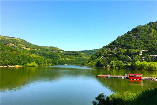 壽陽山墓園的環(huán)境特點(diǎn)對(duì)逝者安息和家屬緬懷有何影響？