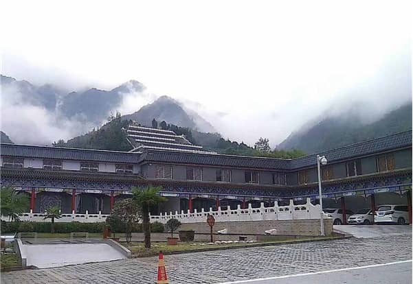 西安九龍山墓園碑型，和心愛的人永遠相伴