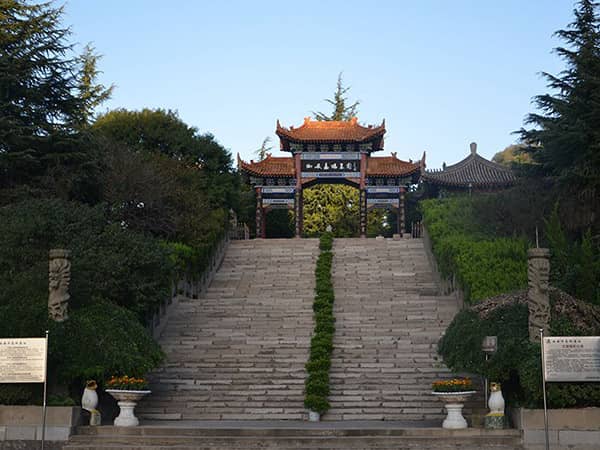 西安墓園有哪些高橋墓園，不要錯(cuò)過機(jī)會(huì)